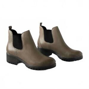 NEW SALVIA women's cachet boots in olive grey